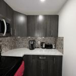 Charming 1-Bedroom Basement Suite with Utilities Included